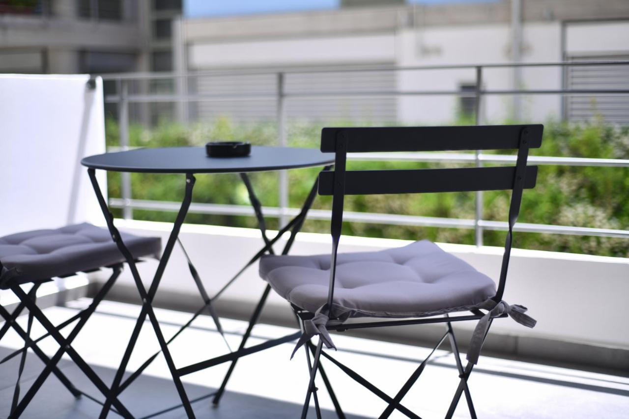 Soho Apartments By Olala Homes Athens Exterior photo